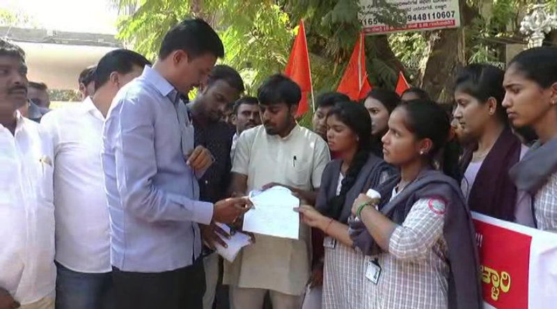 BLY ABVP Protest 1