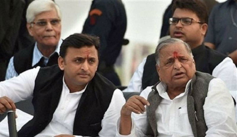 mulayam singh akhilesh yadav