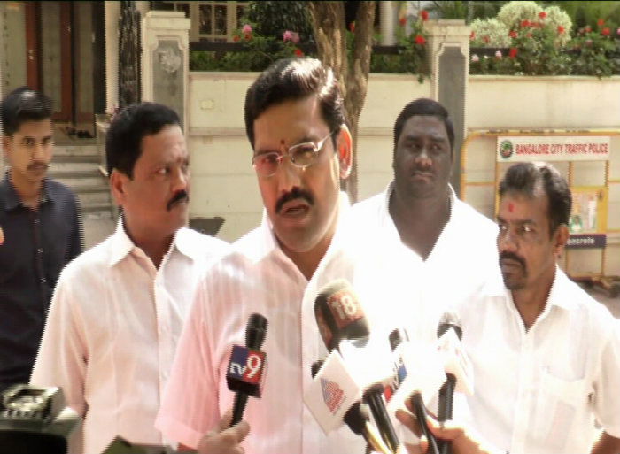 vejayendra 1