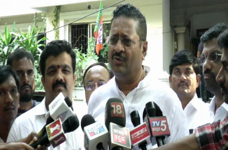 MLA Basan Gowda Patil Yatnal A