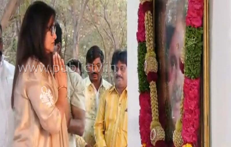 Sumalatha Ambi A