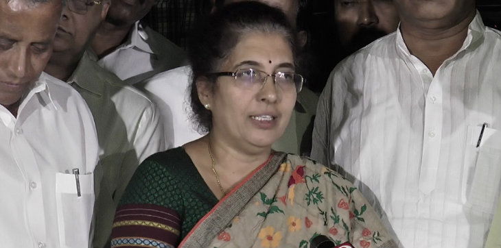 Tejaswini Ananth Kumar 1