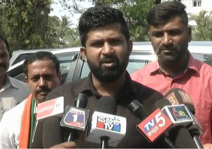 mys prathap simha 1
