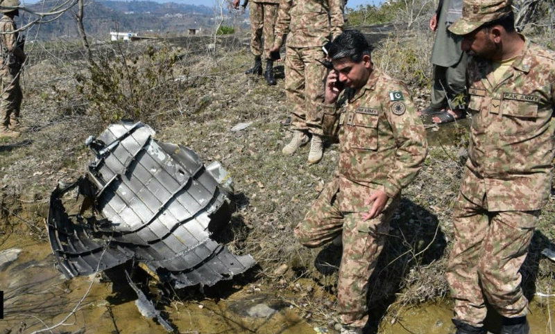 pakistan f 16 main