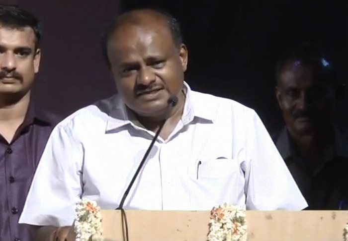 HDK B
