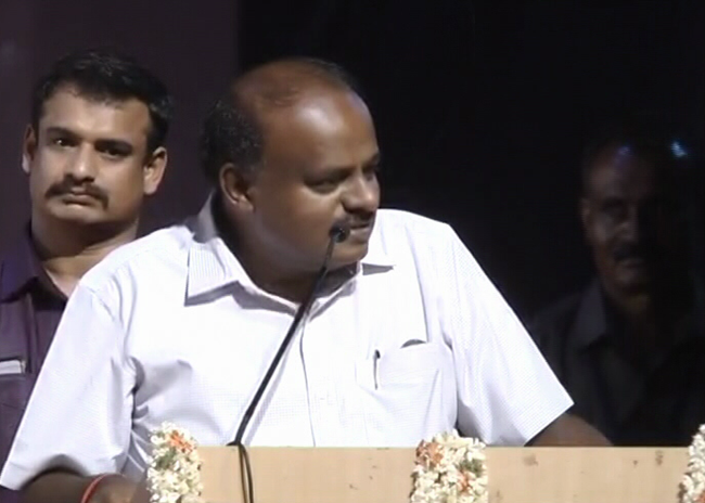 HDK a
