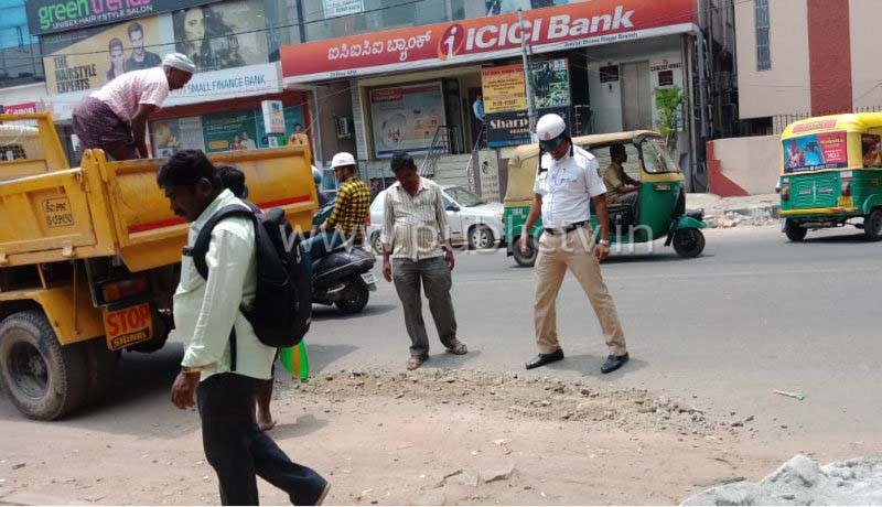Traffic Police B
