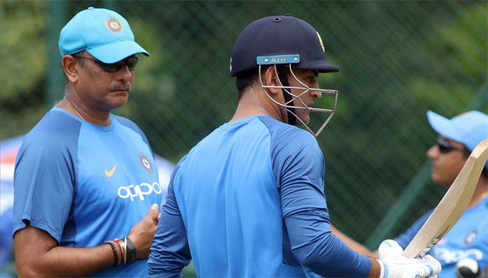 dhoni ravi shastri a