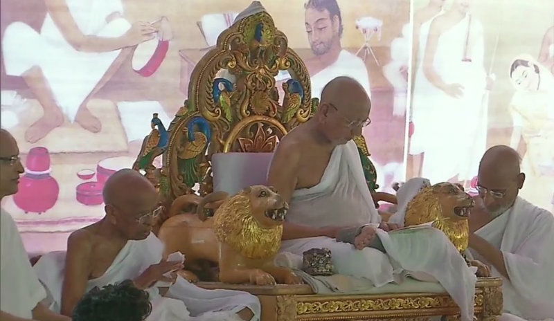 jain monk 3
