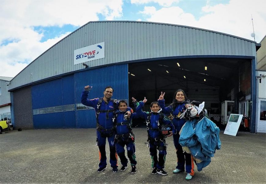 sky diving