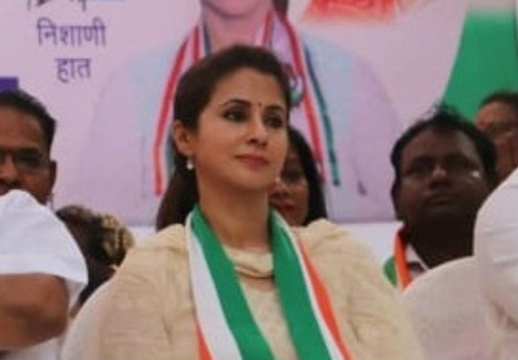 urmila matondkar politics main