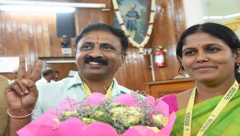 Deputy Mayor Bhadre Gowda