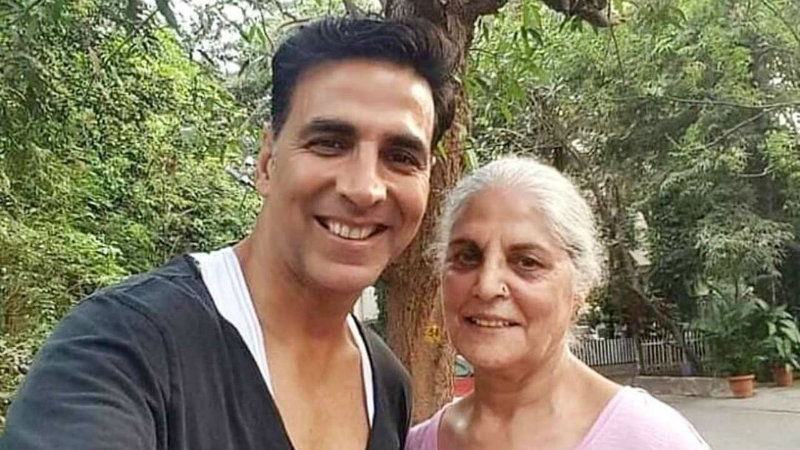 akshaykumar mom