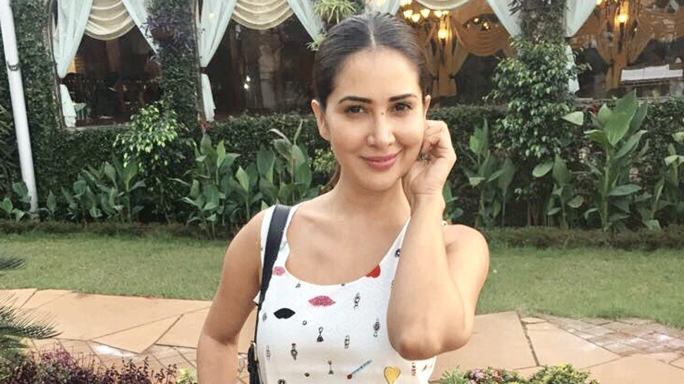 Kim Sharma A