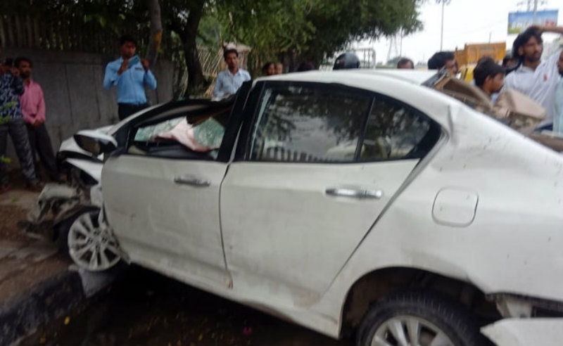delhi accident