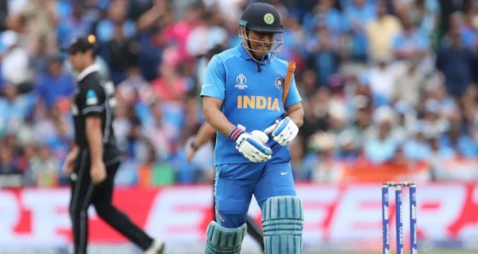 dhoni run out 2