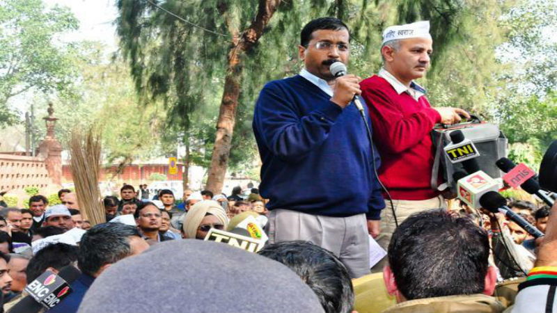 kejriwal dharna