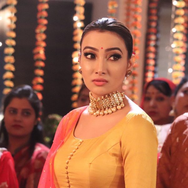 nalini negi 1