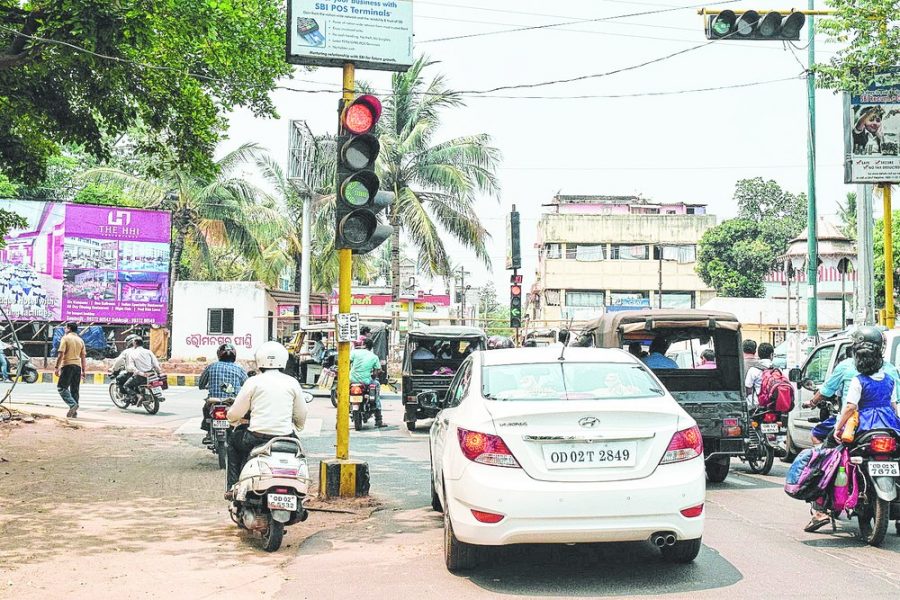 bhubaneswar road traffic police