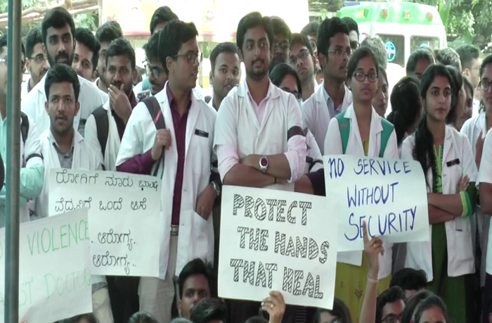 Doctors Protest 3