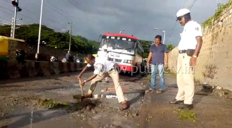 Traffic Police C