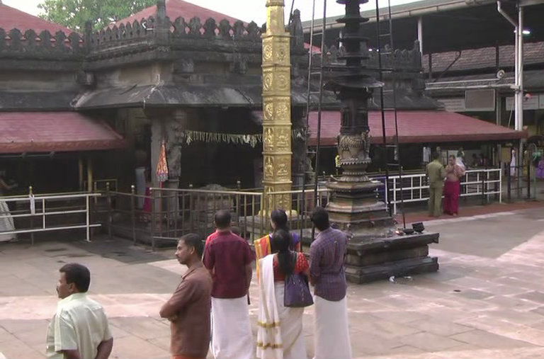 kolluru mookambika temple 2