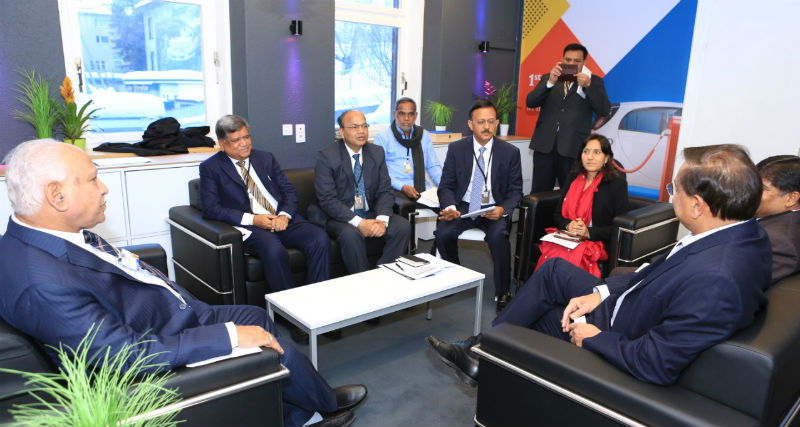 CM BSY FOREIGN 7