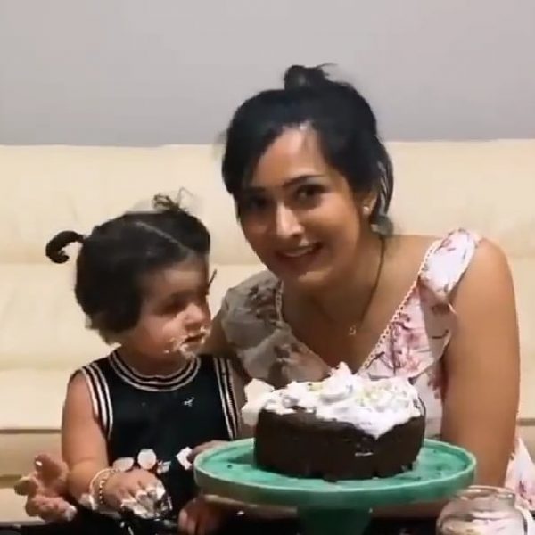 radhika pandit ayra