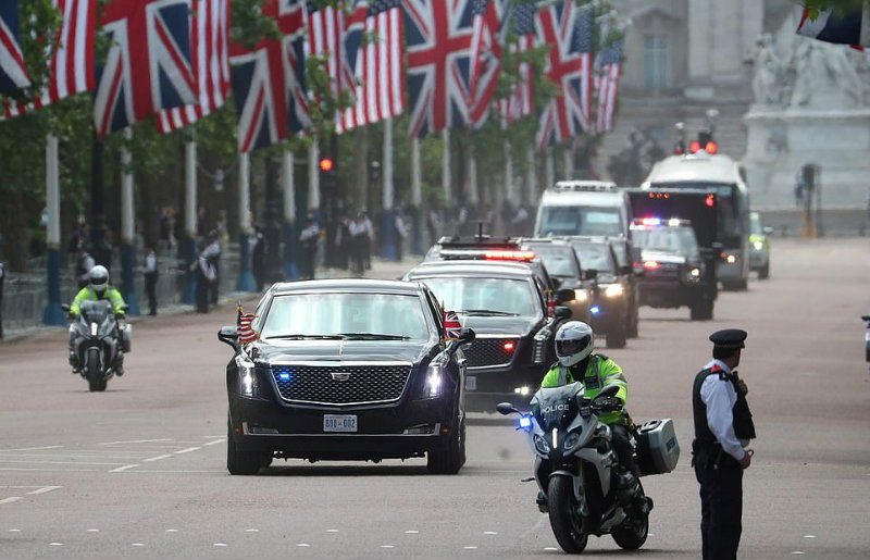 convoy vehicles us president donald trump 1