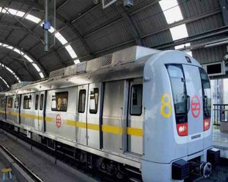 power failure disrupts services on delhi metro s yellow line 2019 06 08