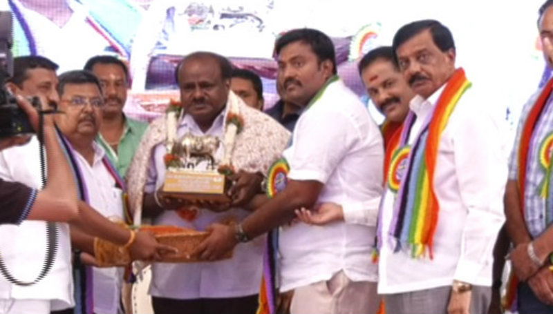 HDK B