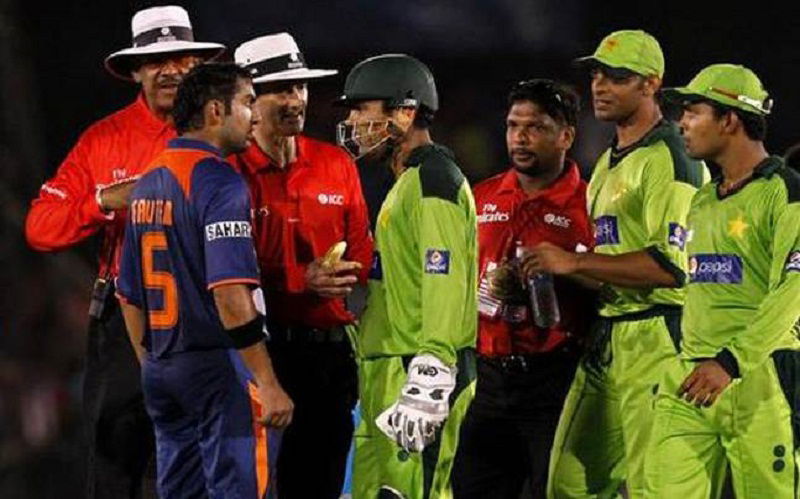 Kamran Akmal Gautam Gambhir
