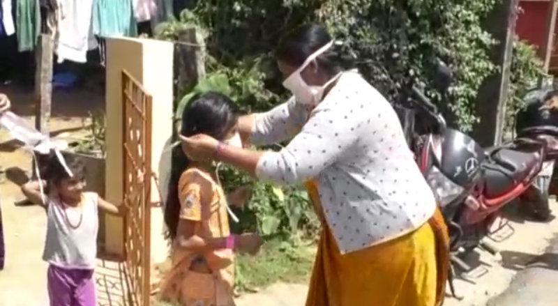Madikeri Housewife 2