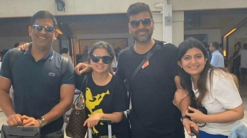 RP Singh MS Dhoni 3
