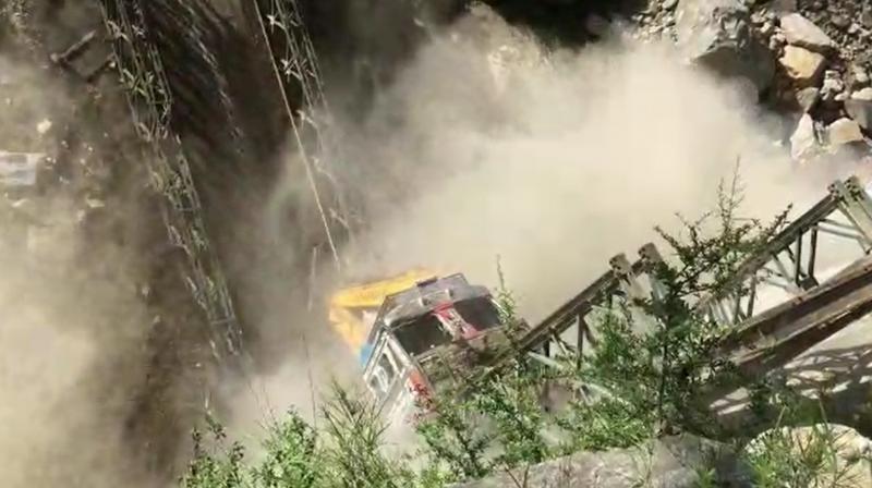 Bridge Viral Video
