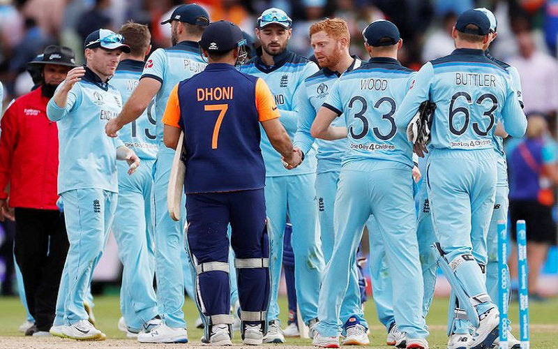 Dhoni 1