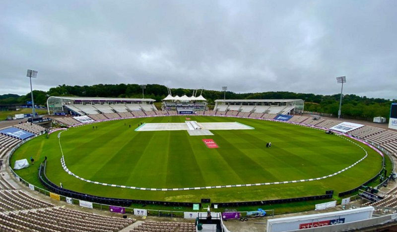 CRICKET GROUND ENGLAND