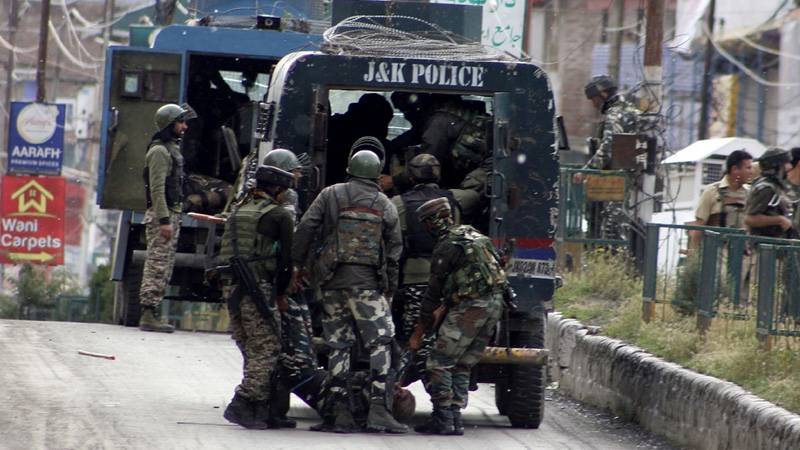 jk crpf jawan martyred 2 critical as terrorists attack patrol party 1593582871