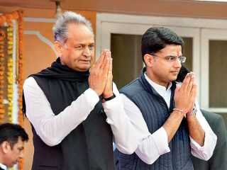 769509 ashok gehlot and sachin pilot at raj bhawan dna