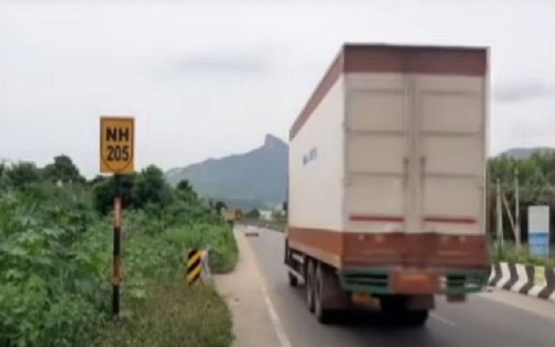 AP Lorry b