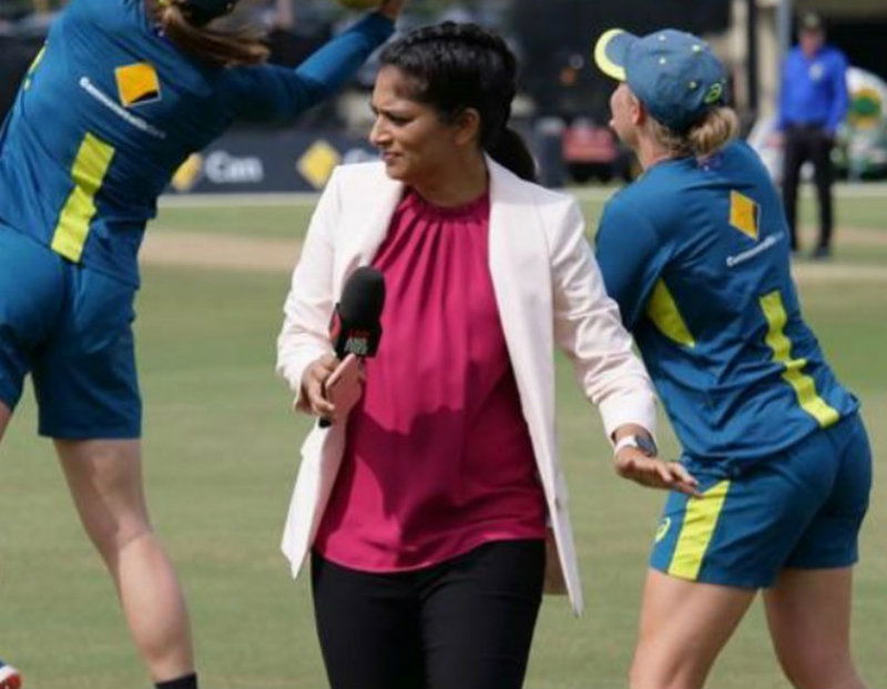Lisa Sthalekar b