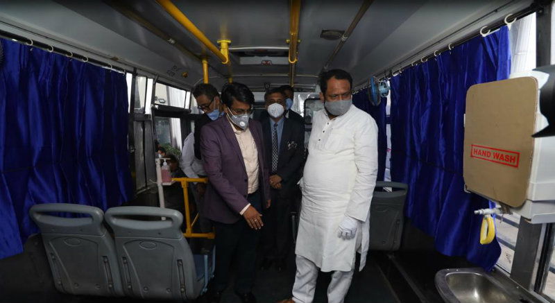 MIDI Bus Ambulance 3