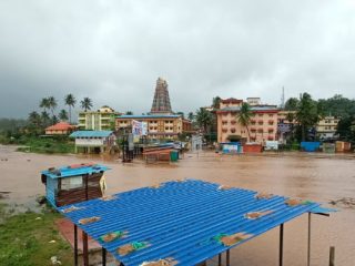 Sringeri Sharadamba Temple Tunga River 3
