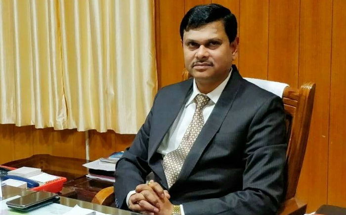 davanagere dc mahantresh beelagi