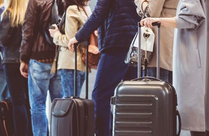 hand luggage baggage allowance size flights 1247883 e1598845959878