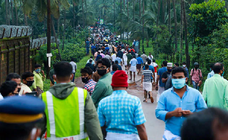 kerala flight