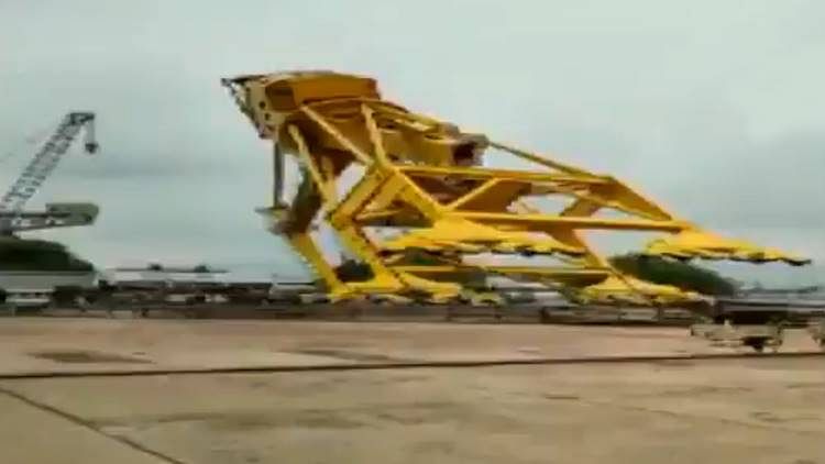 nationalherald 2020 08 0b75694b 7778 4c5a ba54 55061d468eed crane collapse