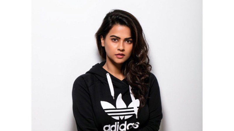 sharmiela mandre