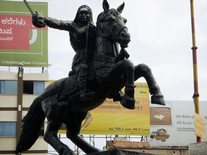 Kittur Rani Channamma Circle Hubli 13188