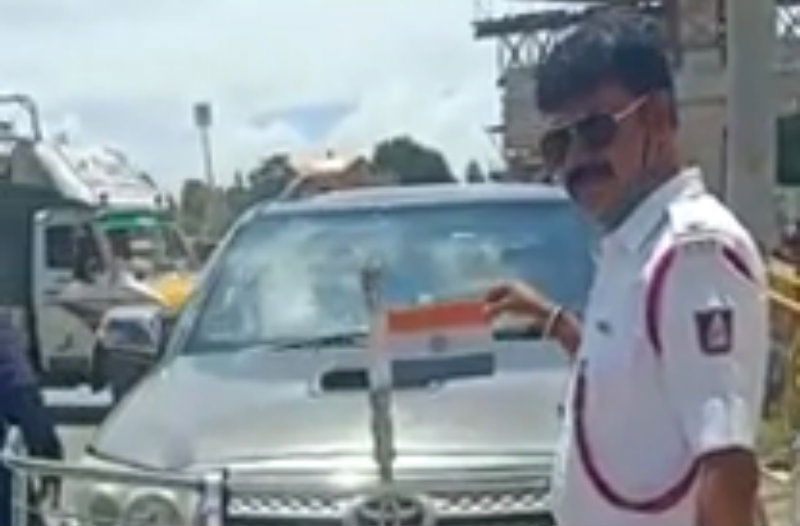 car flag 2